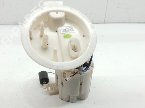 Used Fuel pump BMW 3 (F30, F80) 316 d (116 hp) 31579760