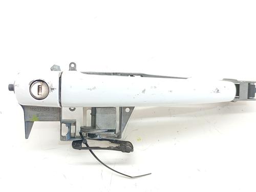 Used Front left exterior door handle Front left exterior door handle 37585407 37585407