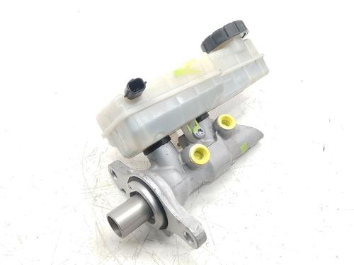 Used Brake master cylinder RENAULT MEGANE III Hatchback (BZ0/1_, B3_) 2.0 dCi (BZ0L) (160 hp) 32043995