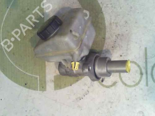 Used Brake master cylinder OPEL ZAFIRA / ZAFIRA FAMILY B (A05) [2005-2019]  3072585