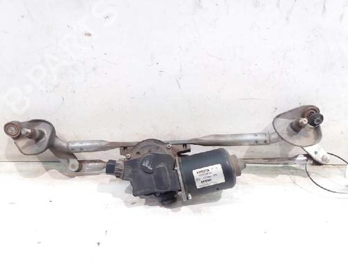 Used Front wiper motor TOYOTA COROLLA Verso (ZER_, ZZE12_, R1_) 2.0 D-4D (CUR10_, CUR10R) (116 hp) 4468230