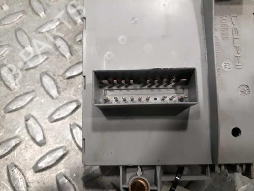 Fuse box FIAT CROMA (194_)  | BP7033044E1 