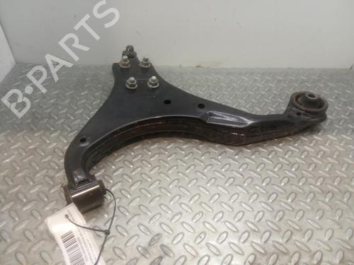 Used Right front suspension arm KIA SPORTAGE SUV (K00) [1994-2005]  11197361