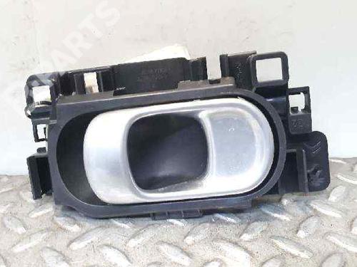 Used Rear left interior door handle Rear left interior door handle CITROËN C3 / C3 ORIGIN III (SX) 1.6 BlueHDi 100 (99 hp) 7452241 7452241