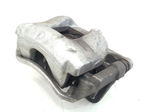 Used Right front brake caliper Right front brake caliper TOYOTA AURIS Estate (_E18_) 1.8 Hybrid (ZWE186_, ZWE186R, ZWE186H) (136 hp) 34099557 34099557