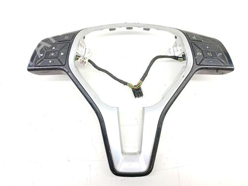 steering-wheel-controls-mercedes-benz-c-class-w204-2007-2008-2009-2010-2011-2012-2013-2014-2015-38302409 main image