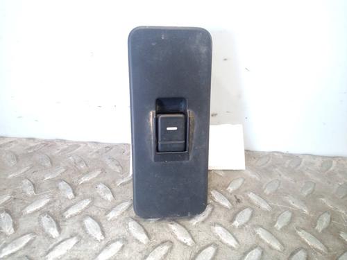 Used Left rear window switch Left rear window switch LAND ROVER RANGE ROVER SPORT I (L320) 3.6 D 4x4 (272 hp) 9750650 9750650