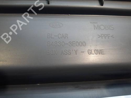 Glove box KIA SORENTO I (JC) 2.5 CRDi 4WD | BP16721402C95 