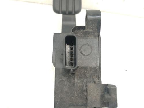 Pedal RENAULT MEGANE III Hatchback (BZ0/1_, B3_)  | BP25872560I4 
