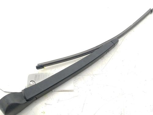 Used Rear windshield wiper arm SKODA FABIA III (NJ3) [2014-2021]  30969322