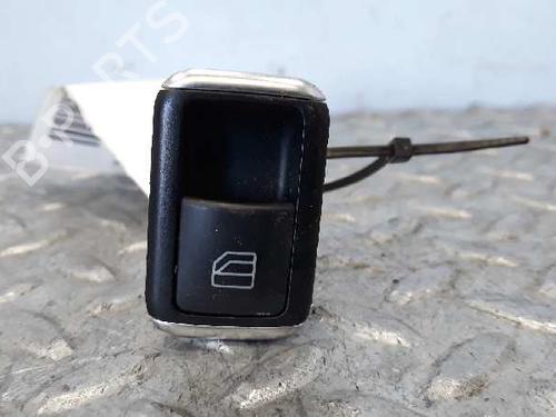 Used Right front window switch MERCEDES-BENZ GLA-CLASS (X156) GLA 200 CDI / d (156.908) (136 hp) 3055156