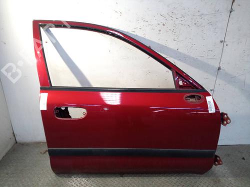 Used Right front door MITSUBISHI CARISMA (DA_) 1.6 (DA1A) (99 hp) 16477614