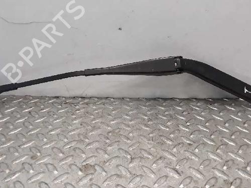 Used Front windshield wiper arm BMW 1 (E87) 116 d (116 hp) 6159653