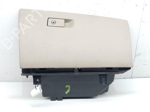 Hanskerom VOLVO XC60 I SUV (156) D3 / D4 (163 hp) 31711131