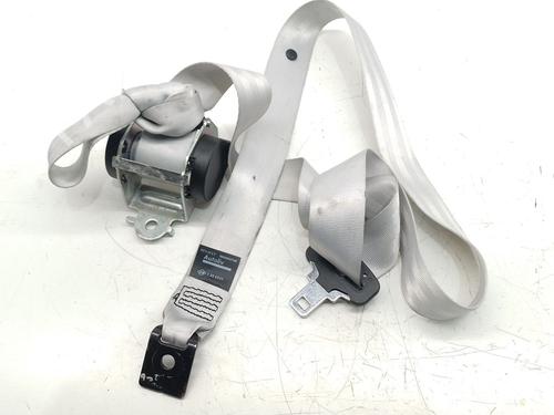 rear-right-seatbelt-renault-megane-iii-hatchback-bz01_-b3_-2008-32019595 main image