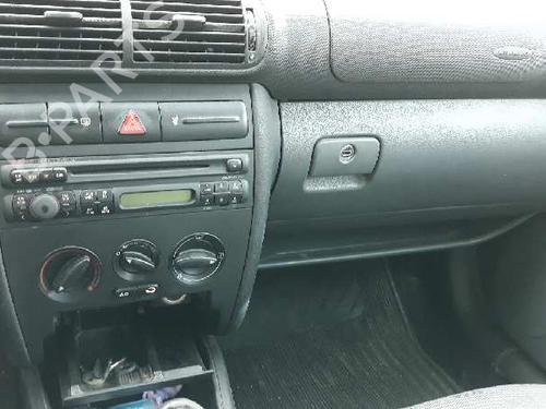 Sicherheitsgurt vorne links SEAT LEON (1M1) 1.6 16 V | BP8759227I26 