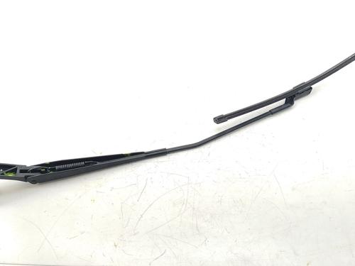 Used Front windshield wiper arm SKODA FABIA III (NJ3) [2014-2021]  30969320