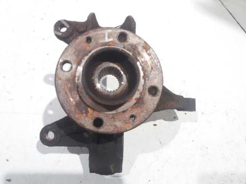 Used Left front steering knuckle RENAULT MEGANE II (BM0/1_, CM0/1_) [2001-2012]  4683078