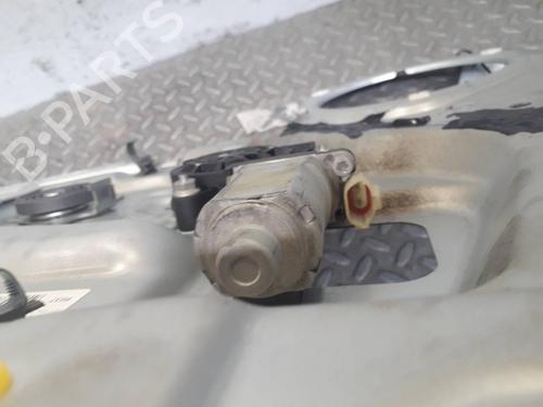 Front right window mechanism KIA SPORTAGE II (JE_, KM_) 2.0 CRDi | BP15468060C23 