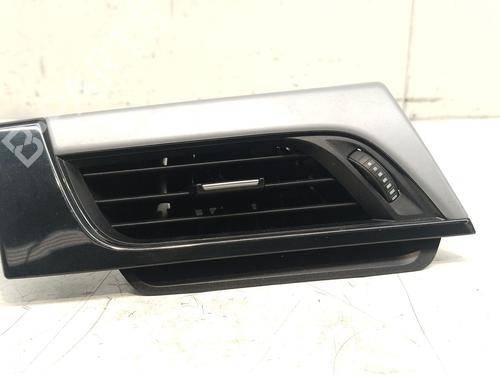 Used Air vent BMW X1 (F48) sDrive 18 d (150 hp) 25852698