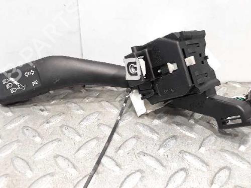 Used Steering column stalk SEAT LEON (1P1) 1.9 TDI (105 hp) 3032980