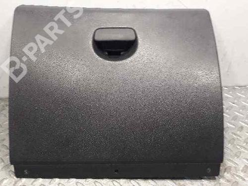 Used Glove box Glove box DACIA SANDERO II 1.5 dCi 75 / Blue dCi 75 (B8JW, B8M4, B8AH, B8M7, B8M6) (75 hp) 6798242 6798242