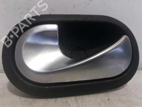 Venstre foran invendig håndtak RENAULT MEGANE II (BM0/1_, CM0/1_) [2001-2012]  4709371