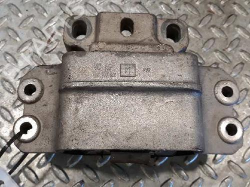 Used Engine mount SEAT LEON (1P1) [2005-2013]  10276524