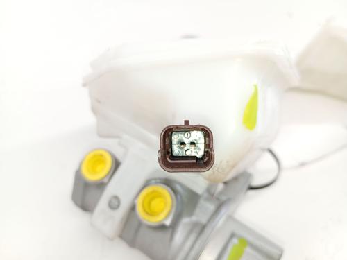 Brake master cylinder CITROËN C4 II (NC_) 1.2 THP 110 (NCHNZ6, NCHNV6) | BP39147887M77 - Image 3