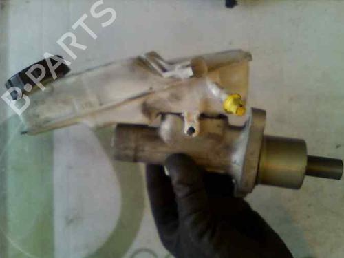 Used Brake master cylinder FORD FOCUS II (DA_, HCP, DP) 1.6 TDCi (109 hp) 3055680