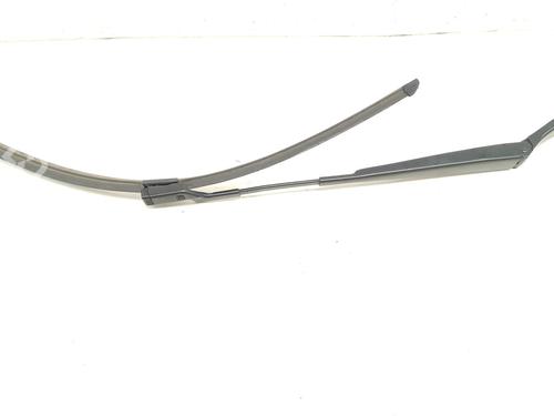 Vindspejlsviskerarm VW PASSAT B8 (3G2, CB2) 1.4 TSI | BP32372762C143