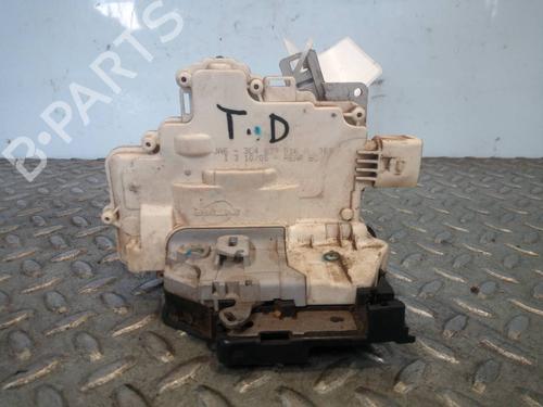 Rear right lock VW PASSAT B6 (3C2) 2.0 TDI 16V | BP13519043C99 
