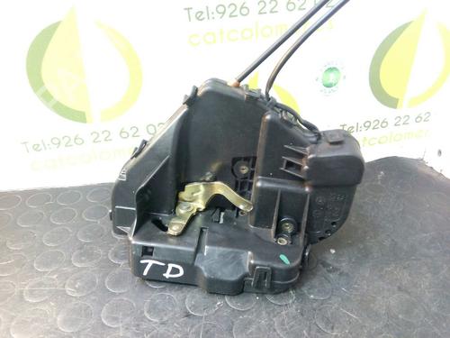 Used Rear right lock MERCEDES-BENZ C-CLASS (W203) [2000-2007]  3065922