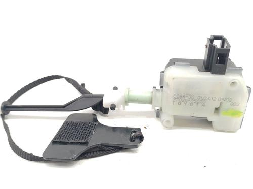 Used Fuel door actuator TOYOTA AVENSIS Saloon (_T27_) 2.0 D-4D (ADT270_, ADT270R) (124 hp) 31998549