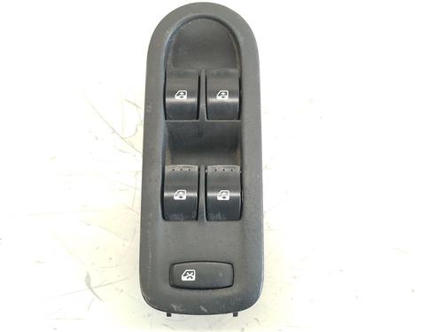 Used Left front window switch RENAULT MEGANE II Saloon (LM0/1_) 1.5 dCi (LM02, LM13, LM2A) (101 hp) 27204729