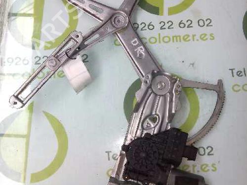 Front right window mechanism OPEL ZAFIRA A MPV (T98) 2.0 DTI 16V (F75) | BP3061314C23 