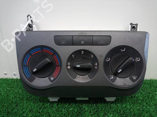 Used Climate control FIAT GRANDE PUNTO (199_) 1.3 D Multijet (199.AXD11, 199.AXD1A, 199.AXD1B,... (90 hp) 17533360
