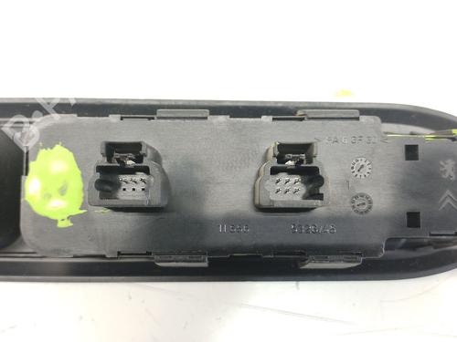 Left front window switch PEUGEOT 407 (6D_) 2.0 (6DRFNB, 6DRFNE) | BP32530115I27