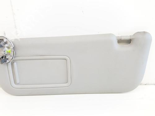 Zonneklep links TOYOTA YARIS (_P13_) 1.4 D (NLP130_, NLP130) (90 hp) 27410332