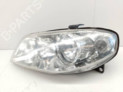 Used Left headlight FIAT PUNTO (188_) 1.2 60 (188.030, .050, .130, .150, .230, .250) (60 hp) 18905804
