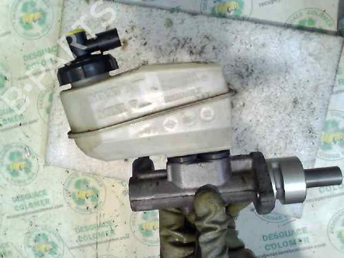 Used Brake master cylinder RENAULT MEGANE I Coach (DA0/1_) [1996-2003]  3080959