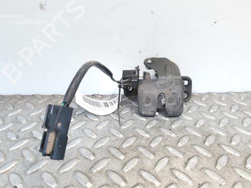 Used Tailgate lock KIA SPORTAGE II (JE_, KM_) 2.0 CRDi (140 hp) 8215801