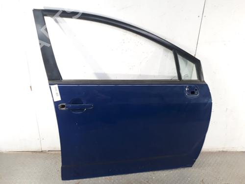 Used Right front door TOYOTA COROLLA Verso (ZER_, ZZE12_, R1_) 2.2 D-4D (AUR10_, AUR10R) (136 hp) 10092233