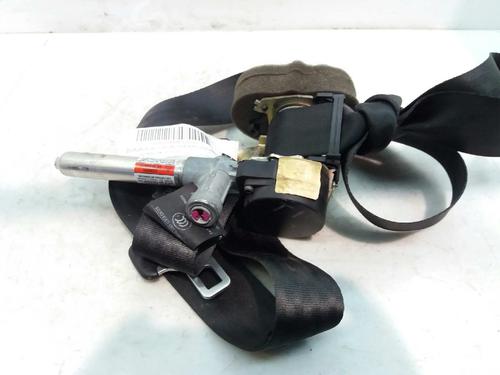Used Rear left seatbelt VOLVO S40 II (544) 1.6 D (110 hp) 6635452