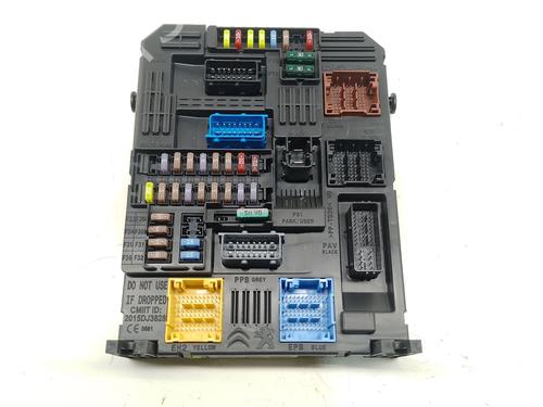 Boîte à Fusibles CITROËN C4 CACTUS 1.5 BlueHDi 100 (102 hp) 31306517