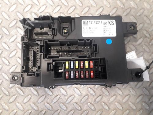 Used Fuse box OPEL CORSA D (S07) [2006-2015]  15401967