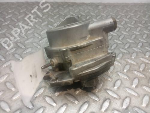 Used Vacuum pump OPEL OMEGA B (V94) [1994-2005]  12522894