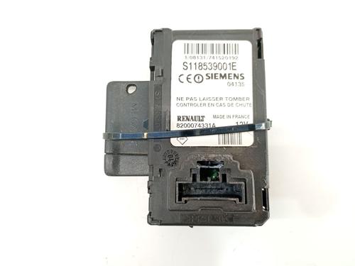 card-reader-renault-megane-ii-saloon-lm01_-2003-38729643 main image