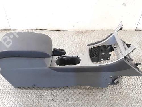 Used Armrest / Center console FORD MONDEO IV (BA7) [2007-2015]  7154687