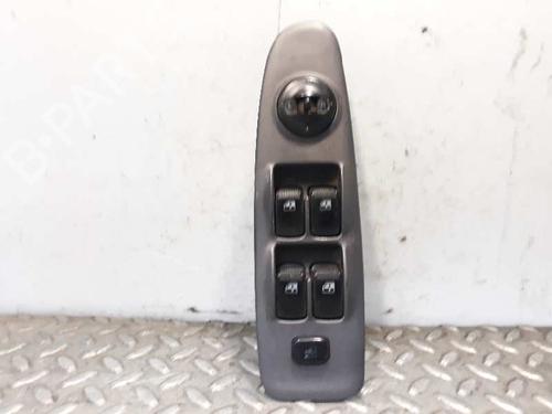 Used Left front window switch HYUNDAI ELANTRA III (XD) 2.0 CRDi (113 hp) 7988433